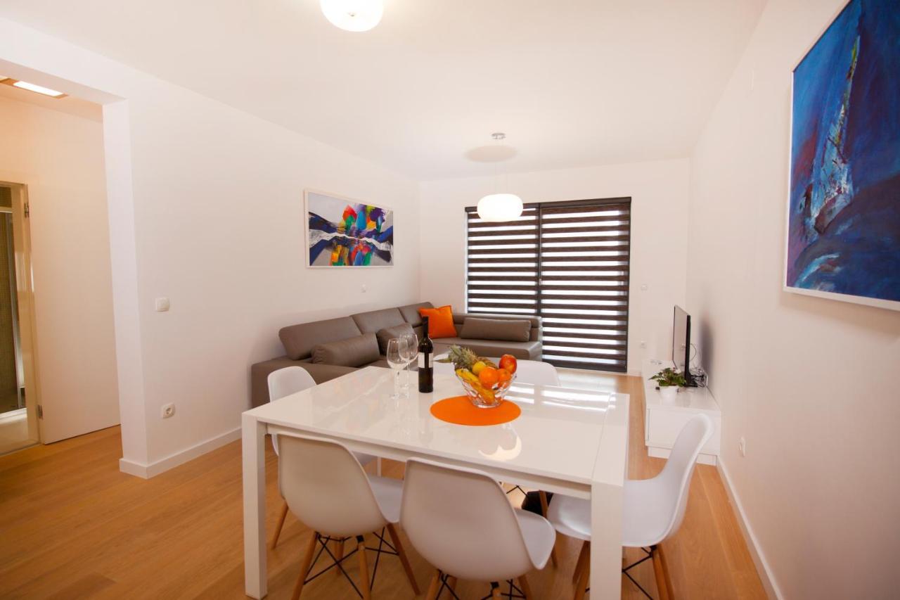 Apartments By The Sea Makarska - 19145 Exterior photo